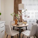 Apartment Ts Gold New Town & Free Private Parking Stettin