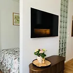 Apartment Ts Gold New Town & Free Private Parking *