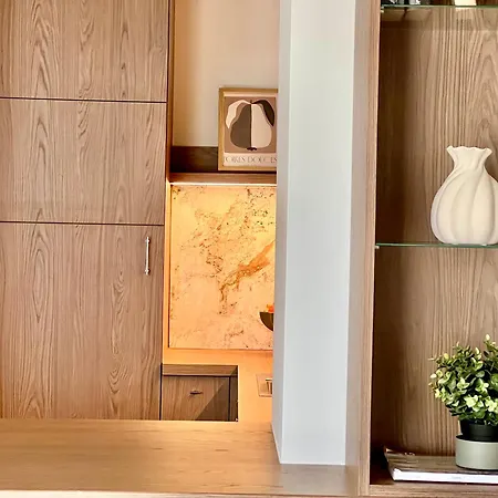 Appartement Ts Gold New Town & Free Private Parking