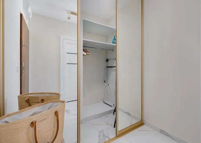 Appartement Ts Gold New Town & Free Private Parking