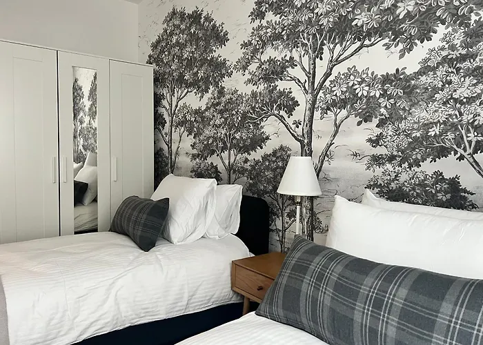 Ts Gold New Town & Free Private Parking *